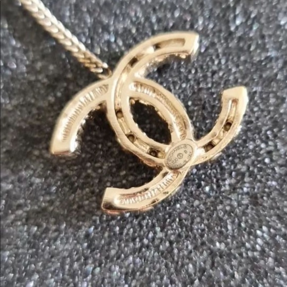 🌈SOLD🌈 Authentic Chanel Earrings - Picture 4 of 4